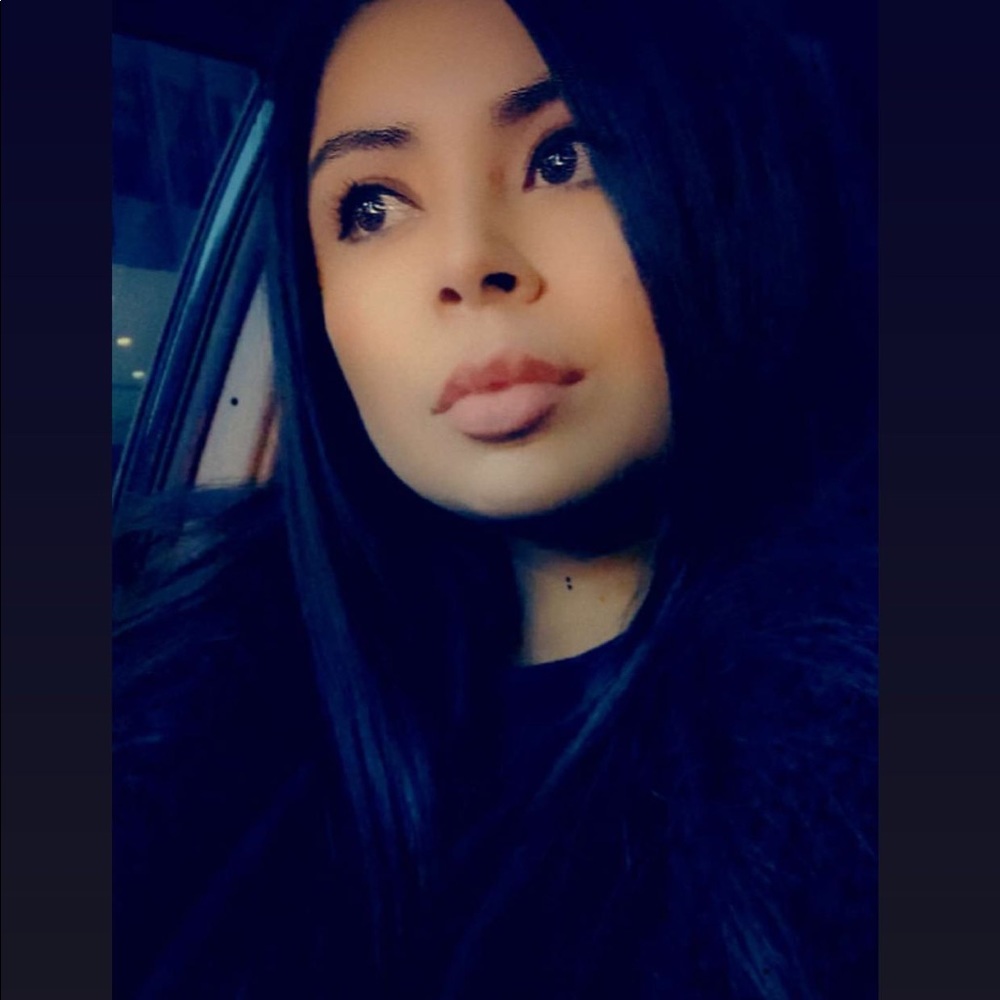 Meet your Posher, Paula